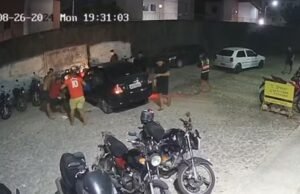 Casal é executado a tiros por grupo de homens ao sair de condomínio em Fortaleza