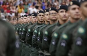 Governo do Ceará promove mais de 1.100 policiais militares para reforçar a segurança pública