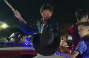 ‘Marcio Jumenteiro’ reúne multidão em carros, motos e até cavalos durante carreata em Quixadá