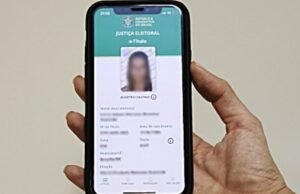 Presidente do TSE convida eleitoras e eleitores para atualizarem o e-Título antes do pleito