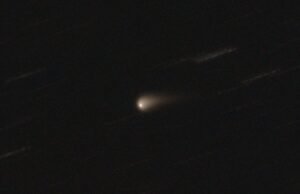 Cometa se tornará visível no céu a partir de 15 de setembro e poderá ser observado a olho nu em outubro