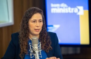 Esther Dweck assume interinamente Ministério dos Direitos Humanos