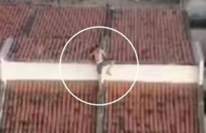 Foragido tentar fugir de policiais saltando por telhados em Itaitinga, mas é preso em perseguição