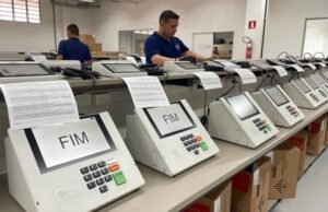 Distribuição de urnas eletrônicas para locais de votação em Fortaleza inicia nesta quarta-feira, 2