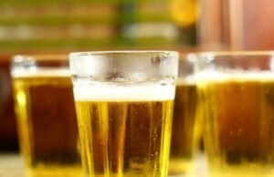 Consumo de álcool causa 12 mortes por hora no país, diz Fiocruz