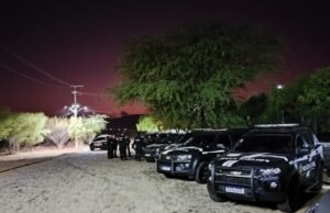 Operação em Canindé cumpre 17 mandados de busca e apreensão e sete são presos por homicídios e tráfico de drogas