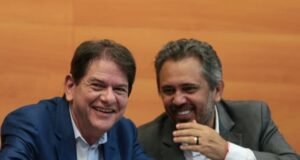 Cid comunica a Elmano que aceita disputar reeleição ao Senado, mas impõe condições, diz colunista