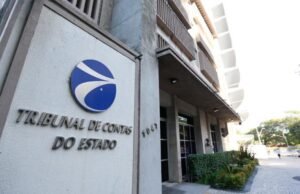 TCE-CE identifica pagamento a servidores falecidos em três cidades do Ceará