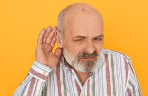 “Ãh? Repete o que você falou?”: veja como identificar os primeiros sinais de perda auditiva