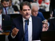 Deputados liderados por Cid Gomes oficializam saída do PDT e ingressam no PSB nesta sexta-feira