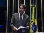 “Não sou candidato a governador, definitivamente”, diz Cid Gomes