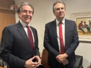 Eunício Oliveira se posiciona para vaga ao Senado com apoio de Camilo Santana e Elmano de Freitas