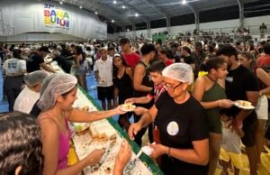 Programação da semana do município de Banabuiú encerra com bolo gigante de 37 metros