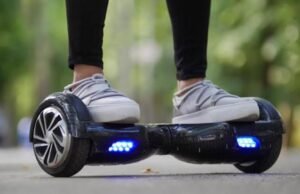 Utilização do hoverboard por crianças e jovens exige atenção redobrada dos pais com quedas e lesões