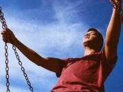 Espetáculo Maçã Mordida leva aos palcos do interior do Ceará uma reflexão sobre sexualidade, liberdade e preconceito