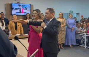 Marcílio Coelho é empossado prefeito de Banabuiú