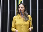 Projeto quer suspender salário de militares da ditadura