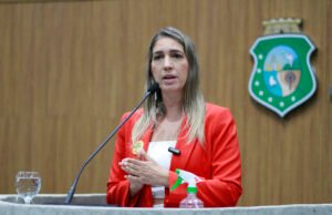 Projeto de Larissa Gaspar propõe igualdade salarial entre homens e mulheres como critério para contratos com o Estado