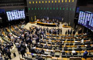 Congresso dribla cobrança por transparência e cria “emendas de líder partidário”
