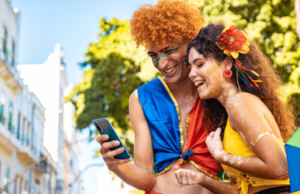 Saiba como proteger seus dados em caso de furto durante carnaval