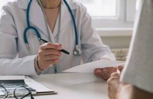 Ações contra empresas de planos de saúde aumentam em mais de 73% de 2022 a 2024