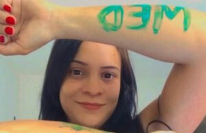 Estudantes relatam dificuldades para arcar com custos do Fies Social