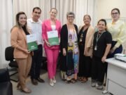 Primeira-dama da Alece, Tainah Marinho, tem reunião estratégica com Departamento de Saúde e Assistência da Casa