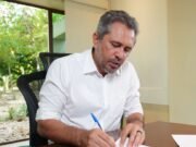 Elmano envia à Assembleia aumento de 3% para professores das universidades estaduais