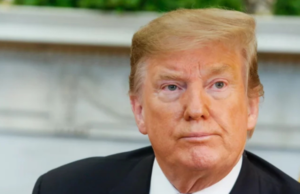 Aprovação de Trump despenca e atinge piores níveis em 80 anos, mostra pesquisa