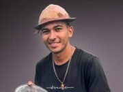 Com milhares de seguidores, jovem de Quixadá leva a arte do repente para o mundo digital