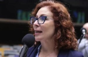 Bolsonaro não carrega feridos