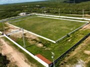 Marcílio Coelho sanciona lei que oficializa nome do estádio de Banabuiú de Fifizão