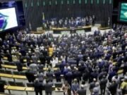 Estados e municípios ignoram transparência e não explicam uso das emendas Pix