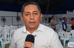 Prefeito Marcílio Coelho solicita ao governador Elmano de Freitas estrada que ligue Banabuiú a Quixeramobim