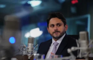 Juscelino conversa com Lula e pede demissão do Ministério das Comunicações