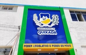 Sob clima tenso, Câmara de Quixadá aprova, em 2ª votação, projeto que aumenta desconto previdenciário nos salários de servidores