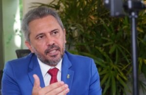 Elmano convoca mais 357 aprovados em concurso da Saúde