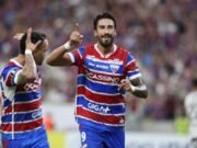 No Castelão, Fortaleza dá show e atropela o Colo-Colo