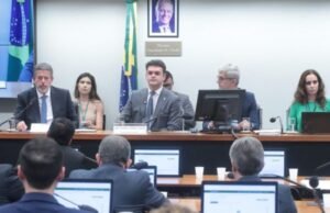 Câmara discute ajustes no imposto de renda para contribuintes com renda acima de R$ 600 mil