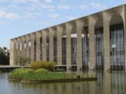 Novo concurso para diplomata conta com 50 vagas e salário inicial de R$ 20 mil