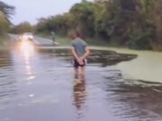 Chuvas deixam trecho intransitável da CE-363 entre Tauá e Mombaça