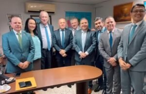 Ciro Gomes para Alcides Fernandes: “Espero votar em você para senador”