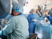 Ceará realiza primeira cirurgia torácica robótica pelo SUS para tratar câncer de pulmão