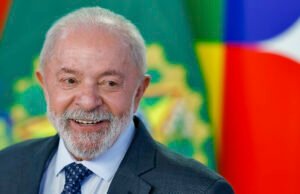 Governo quer aumentar visibilidade de Lula e anunciar medidas de impacto para reverter impopularidade