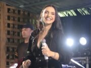 Luto na música cearense: morre a cantora Faby Bezerra aos 36 anos, vítima de câncer