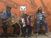 Grupo “Tô Nem Vendo” se apresenta na Semana Cego Aderaldo com patrocínio do BNB