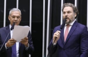 Solidariedade e PRD oficializam federação partidária em cerimônia na Câmara dos Deputados