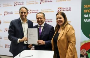 Secretaria do Desenvolvimento Econômico do Ceará e BNB celebram acordo que promove parceria mútua de ações para fortalecer a economia cearense