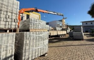 Banabuiú vai implantar piso intertravado em ruas do município em parceria de R$ 2 milhões com Governo do Estado