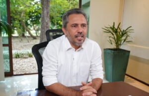 Elmano antecipa feriado do Dia do Servidor Público no Ceará